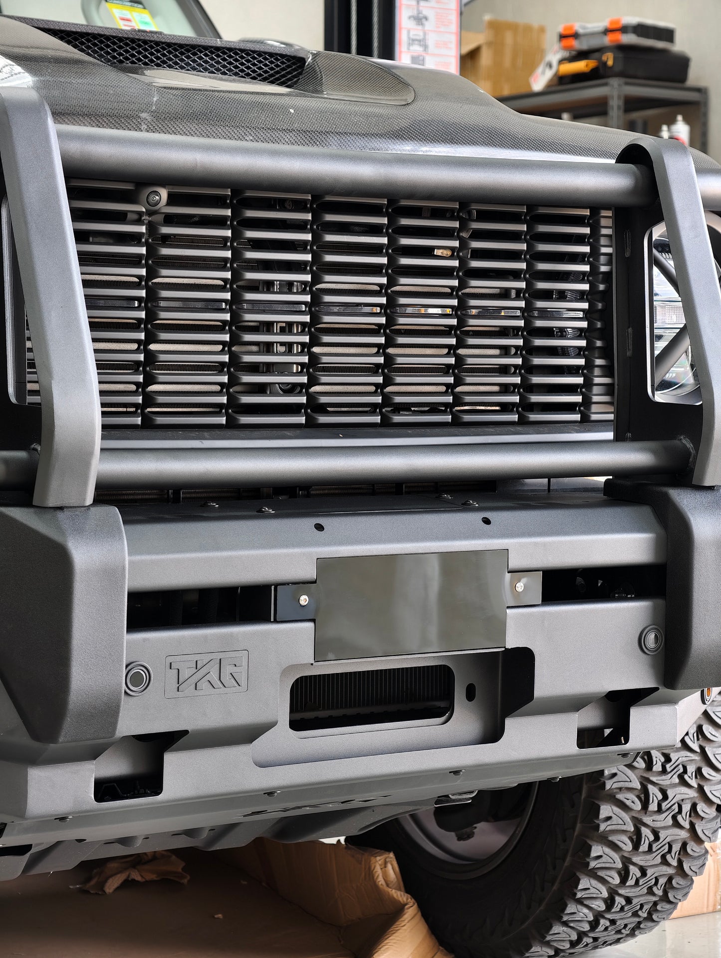 TKG TANK 300 Bullbar MKII