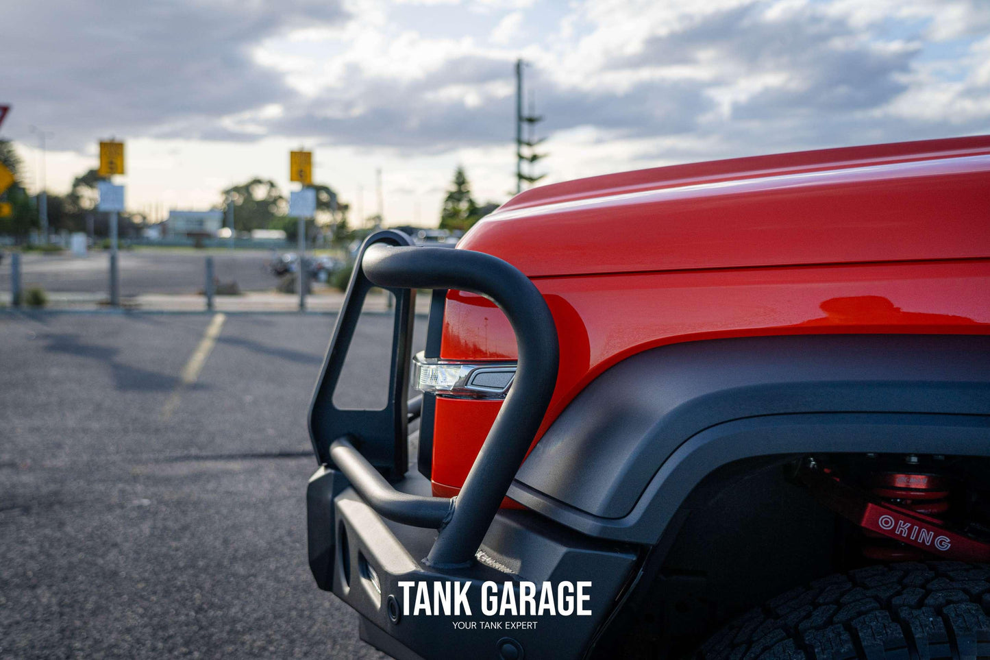 TKG TANK 300 Bull Bar - Tank Garage