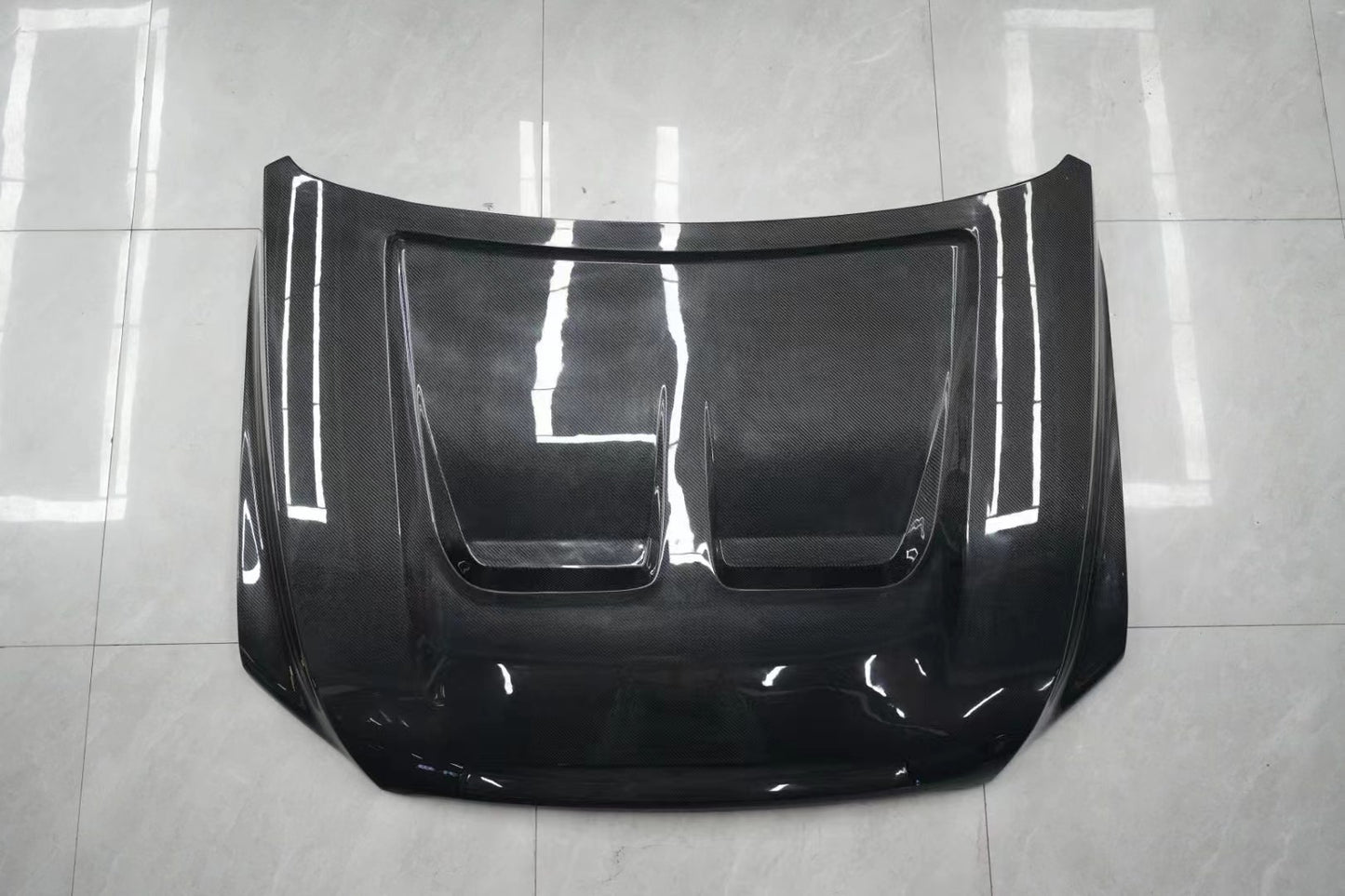 TANK 500 / Cannon Alpha Carbon Fiber Bonnet - Tank Garage