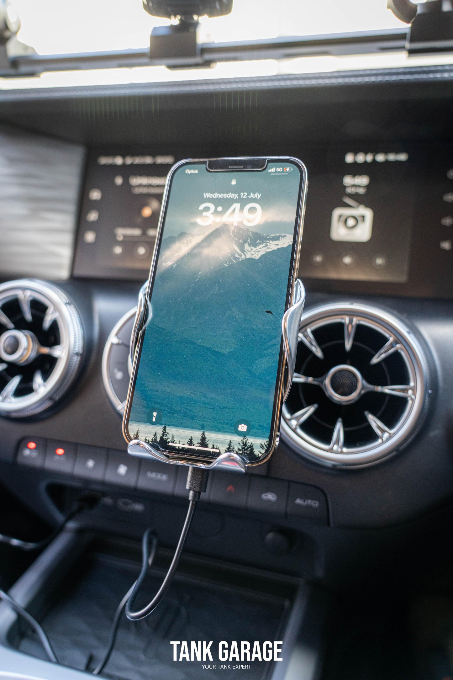 Phone Mount Wireless Charger - Tank Garage